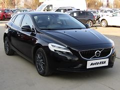 Volvo V40 (2017) 2.0 D2, AC, LED, kůže - fotografie inzerátu