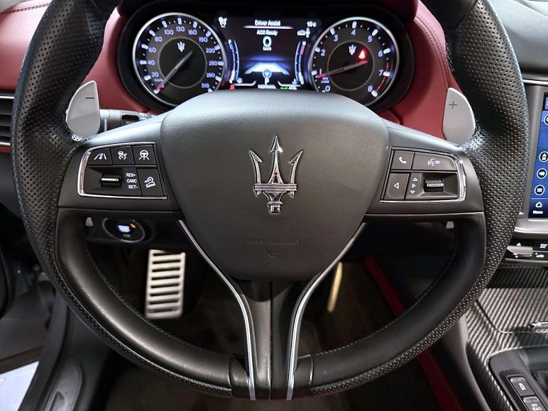 Maserati Levante (2022) 2.0 T Hybrid Q4 (4x4) 330k AT8 - fotka 20 z 27