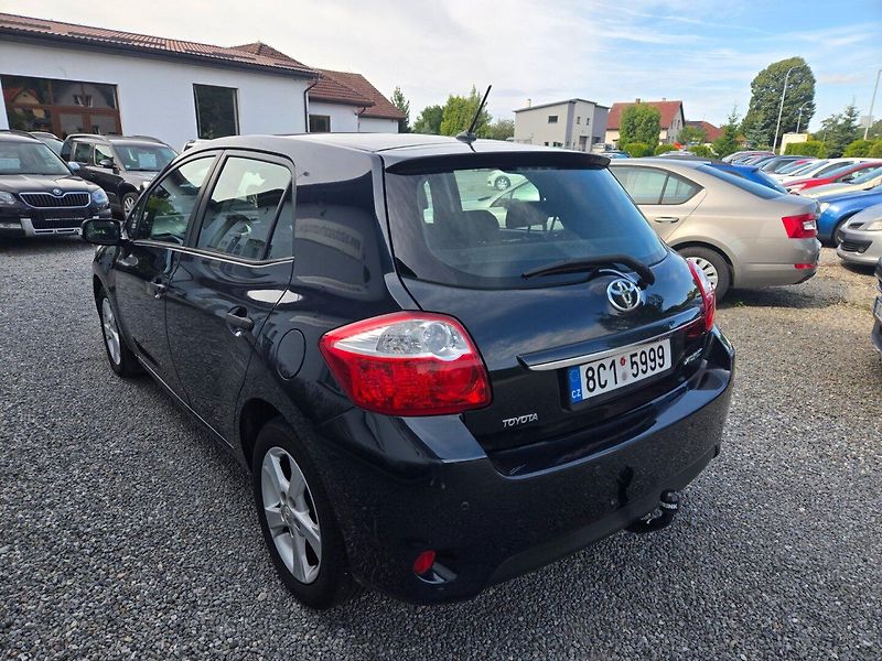 Toyota Auris (2012) 1.4 i Nová STK, 94tis.km - fotka 6 z 20