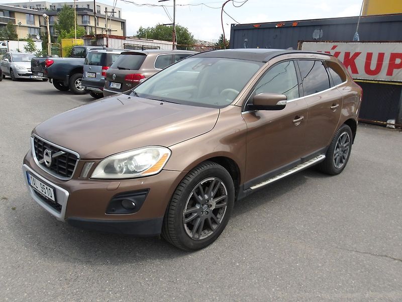 Volvo XC60 (2009) T6 210kW!!! AWD ČR ! AUT.! - fotka 1 z 53