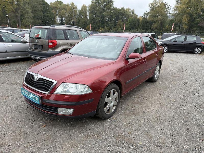 Škoda Octavia 1.6i - fotka 1 z 22