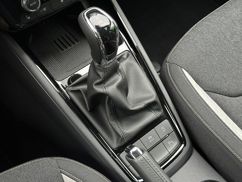 Škoda Scala First Edition 1.0TSi 85kW DSG - fotka 39 z 48