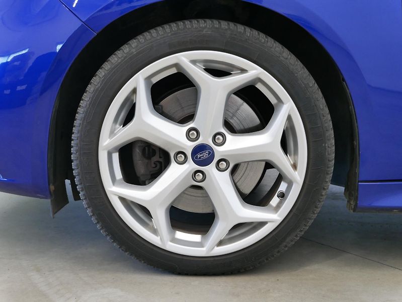 Ford Focus - fotka 10 z 28