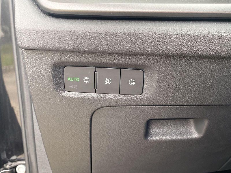 Škoda Octavia (2023) Combi 2.0 TDI DSG Ambition - fotka 21 z 30