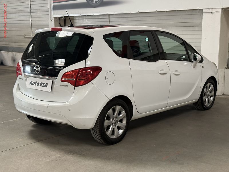 Opel Meriva (2013) 1.4i, ČR, AC, panor - fotka 6 z 19
