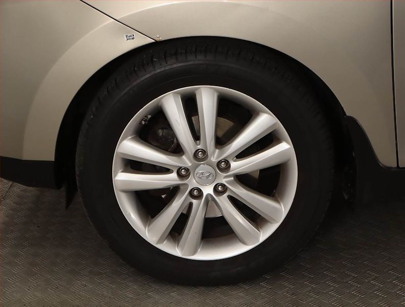 Hyundai ix35 (2010) 2.0 CRDi, 4X4, Serv.kniha - fotka 14 z 16