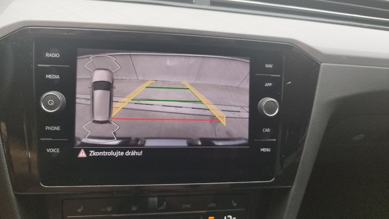 Volkswagen Passat 2.0TDI, DSG,volat-608 081 843 - fotka 17 z 18