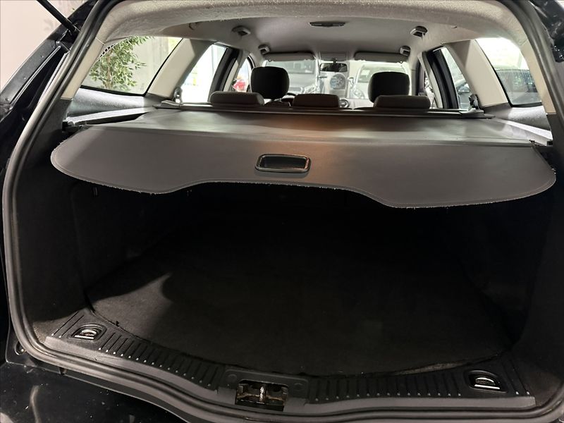 Ford Mondeo 2,0   TDCI 103KW TAŽNÉ PO STK - fotka 12 z 14