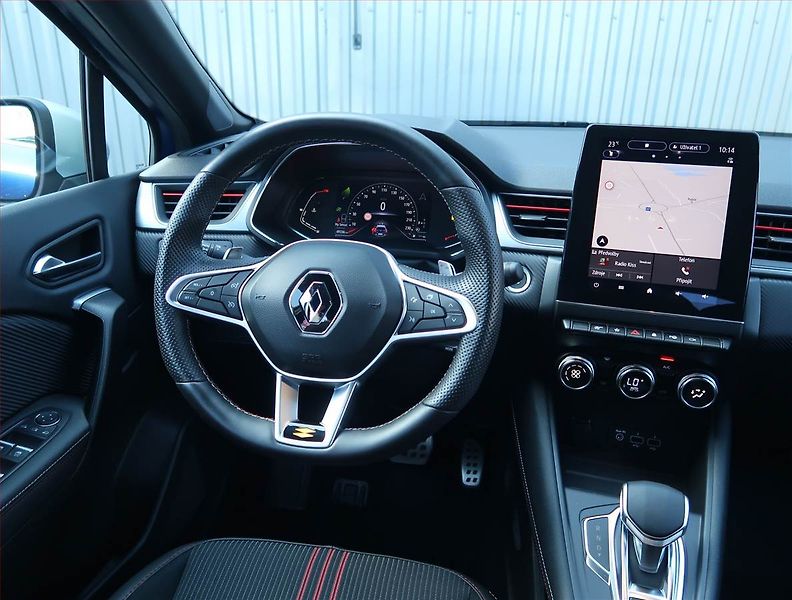 Renault Captur (2021) R.S. Line 1.3 TCe - fotka 7 z 18