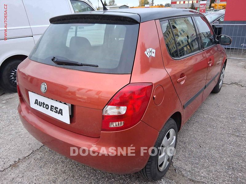 Škoda Fabia (2007) 1.4i 16V, 1.maj, Ambiente - fotka 2 z 3