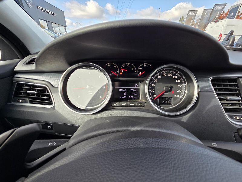 Peugeot 508 (2016) SW 1.6 BHDi 120 ACTIVE EAT6 - fotka 15 z 29