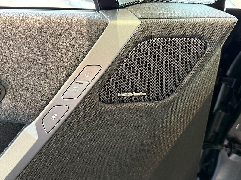 BMW Ostatní xDrive60, Masáž, Ventilace - fotka 21 z 41