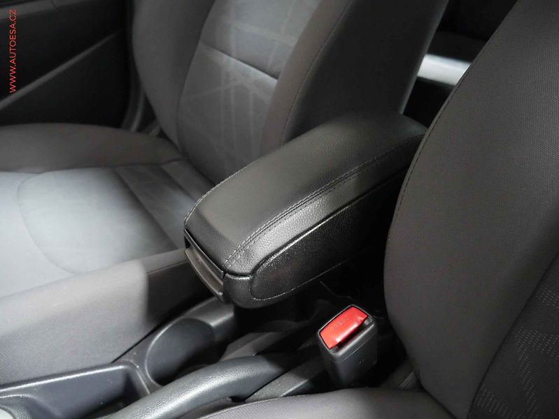 Kia Rio (2013) 1.1 CRDI, 2.maj,ČR, servis - fotka 16 z 16