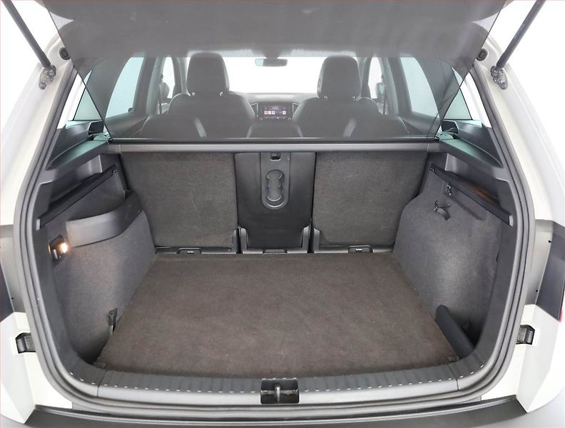 Škoda Karoq (2017) Style Plus 2.0 TDI, 4X4 - fotka 19 z 20