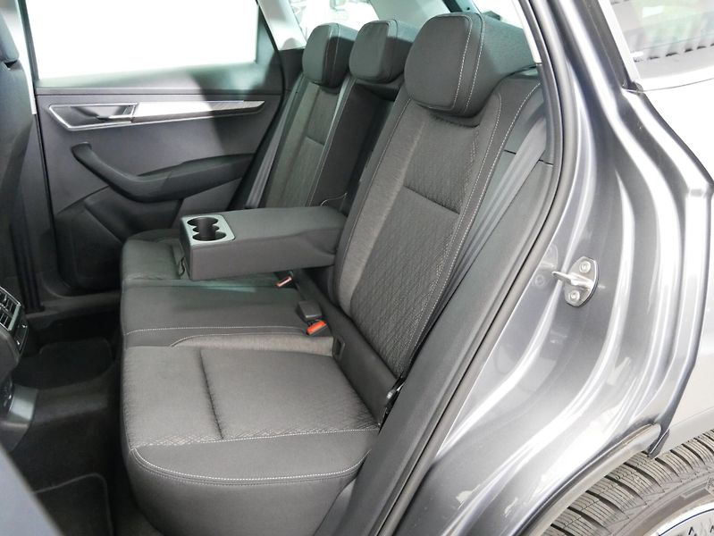 Škoda Karoq - fotka 26 z 28