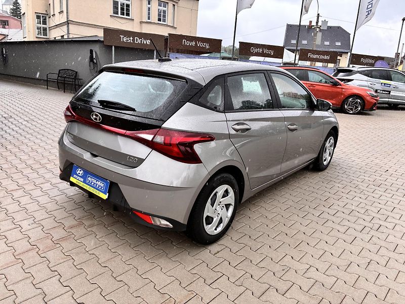 Hyundai i20 1.2i 62kW COMFORT REZERVACE - fotka 7 z 28
