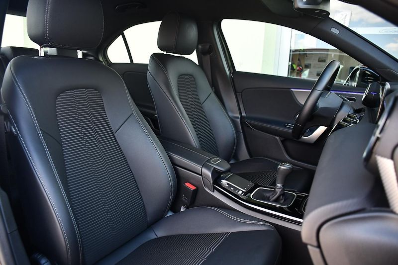 Mercedes-Benz Třídy A A180 NTOP ČR 1M - fotka 14 z 54