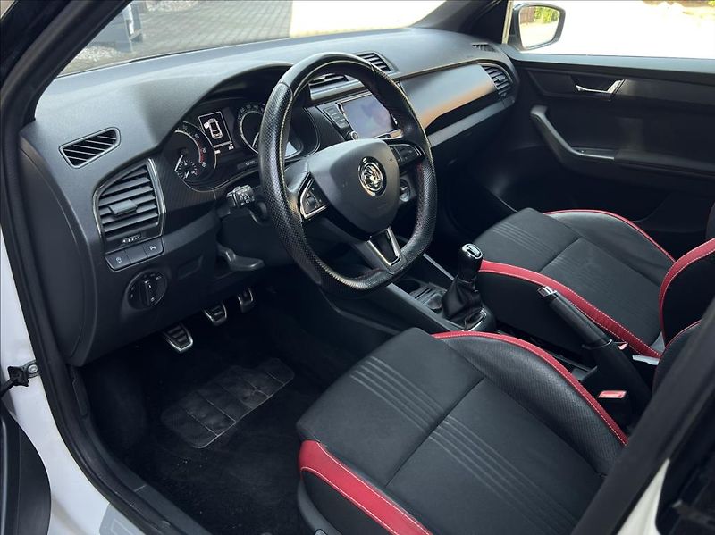 Škoda Fabia 1,0 MPi MONTE CARLO BC LED AC - fotka 13 z 35