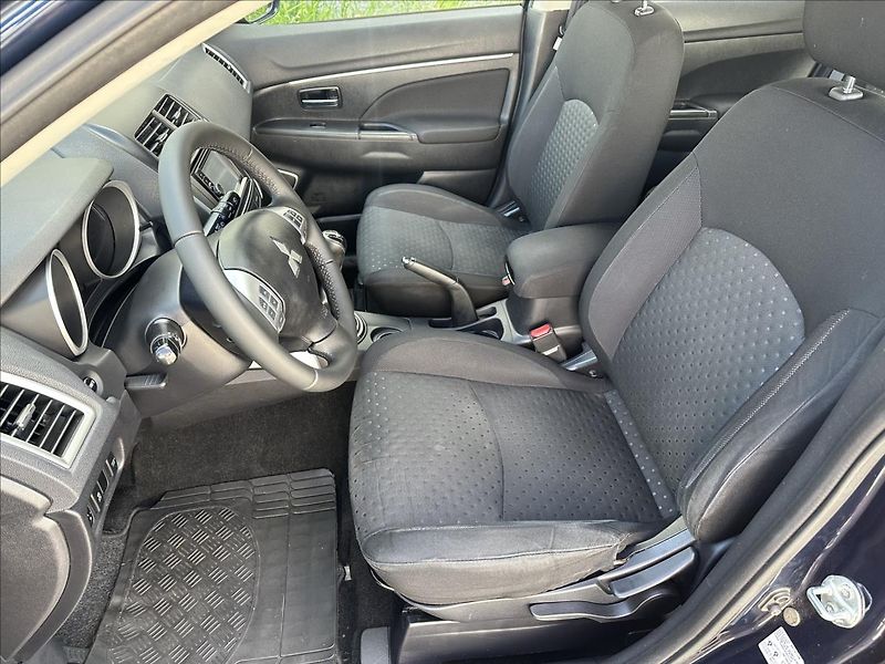 Mitsubishi ASX 1,6 TAŽNÉ - fotka 12 z 24