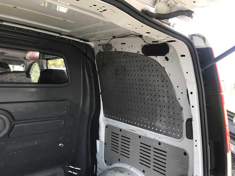 Mercedes-Benz Vito 2.2 CDI 70,KLIMA,6-MÍST,TAŽNÉ. - fotka 9 z 16