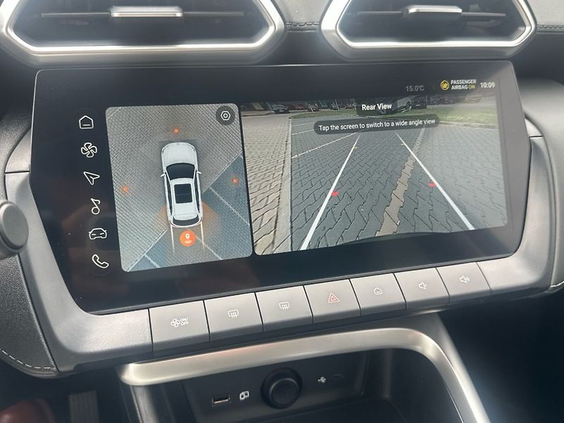 MG ZS (2025) 1,5 Hybrid+ Exclusive - fotka 16 z 22