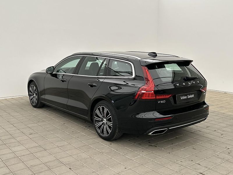 Volvo V60 2.0 T5 INSCRIPTION - fotka 4 z 25