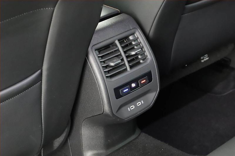 Cupra Formentor (2021) 2.0 TSI 4Drive - fotka 17 z 18