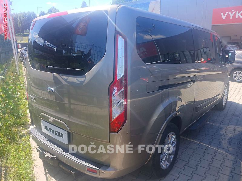 Ford Tourneo Custom (2019) 2.0TDCi, 1.maj,ČR, LIMITED - fotka 2 z 3