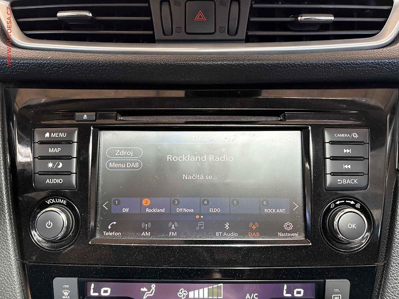 Nissan Qashqai (2019) 1.7 dCi 4x4, Tekna, AT, LED - fotka 14 z 17