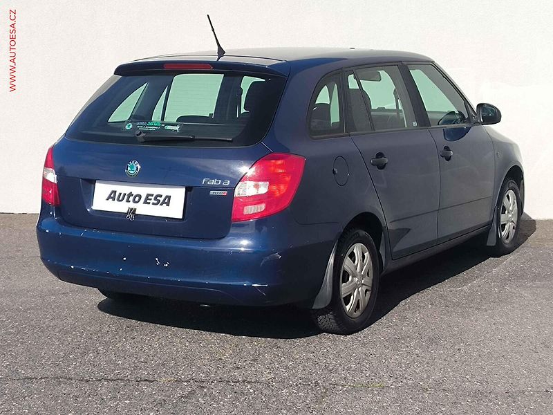 Škoda Fabia (2012) 1.2 12V, ČR, STK8/28 - fotka 4 z 15