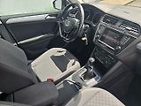 Volkswagen Tiguan (2016) 2.0 TDI NAVI, Serviska.Zimáky - náhled 21