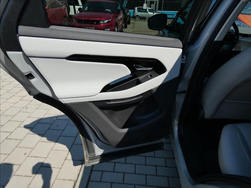 Land Rover Range Rover Evoque 2,0 D165 S,1maj,ČR,5let záruka - fotka 17 z 45