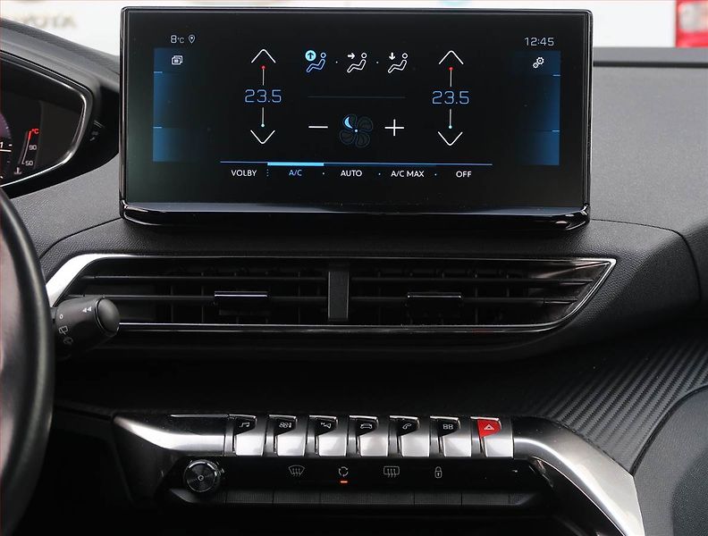 Peugeot 3008 (2022) 1.5 BlueHDi, Automat - fotka 12 z 17