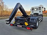 Iveco Eurocargo 180E32 4x2 hákový natahovák - náhled 11