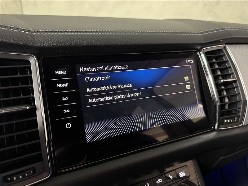 Škoda Kodiaq 2,0 TDi  DSG 4x4 Tour Assist K - fotka 40 z 48