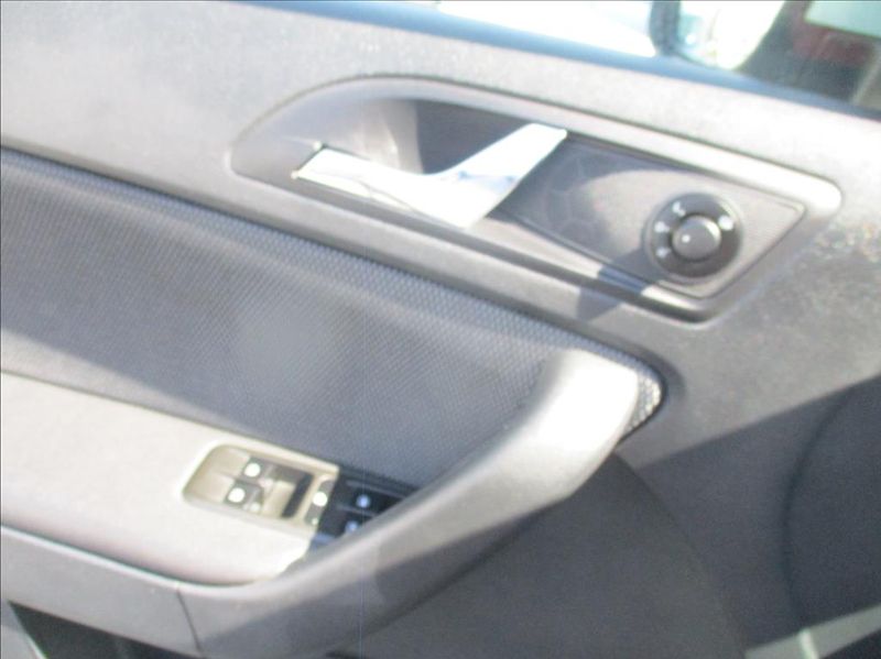 Škoda Yeti 1,2 TSI, klimatizace, - fotka 15 z 19