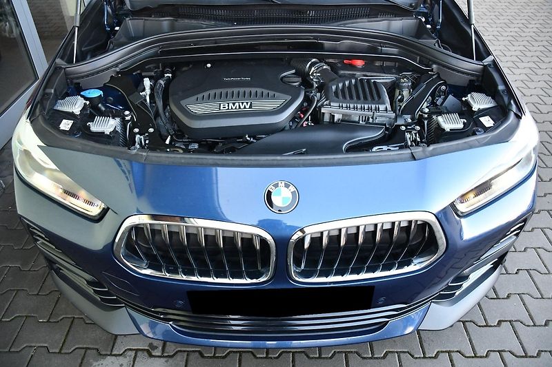 BMW X2 xDrive20d TAŽNÉ ČR PANO 1M HUD - fotka 37 z 38