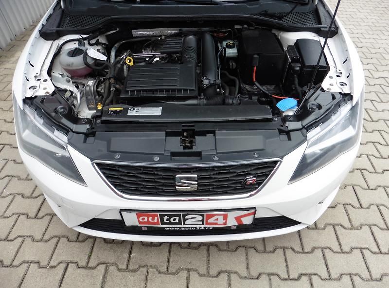 Seat Leon 1.4 TSi FR - fotka 16 z 16