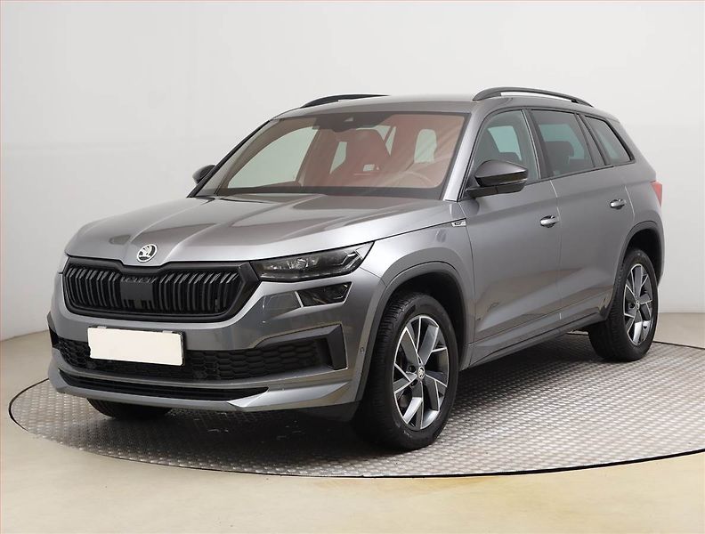Škoda Kodiaq (2023) 2.0 TDI - fotka 2 z 23