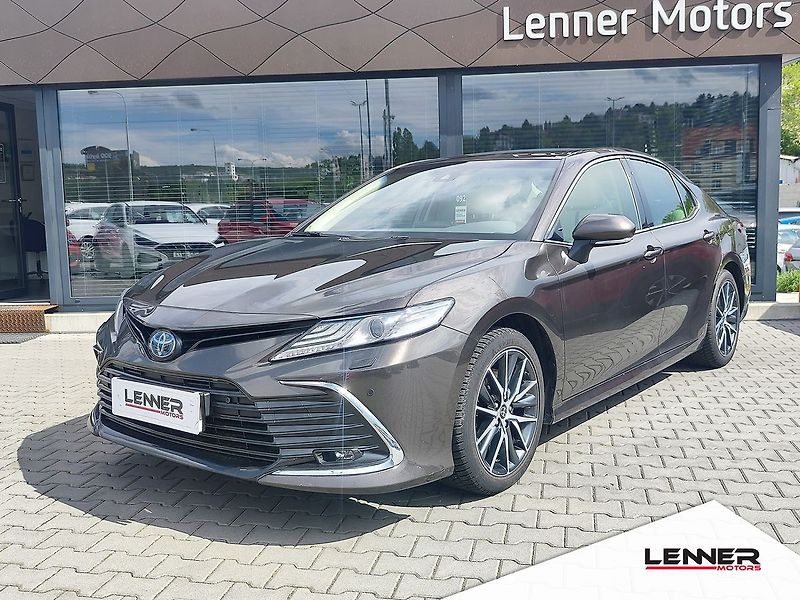 Toyota Camry 2.5 HEV/160kW Executive e-CVT - fotka 1 z 35