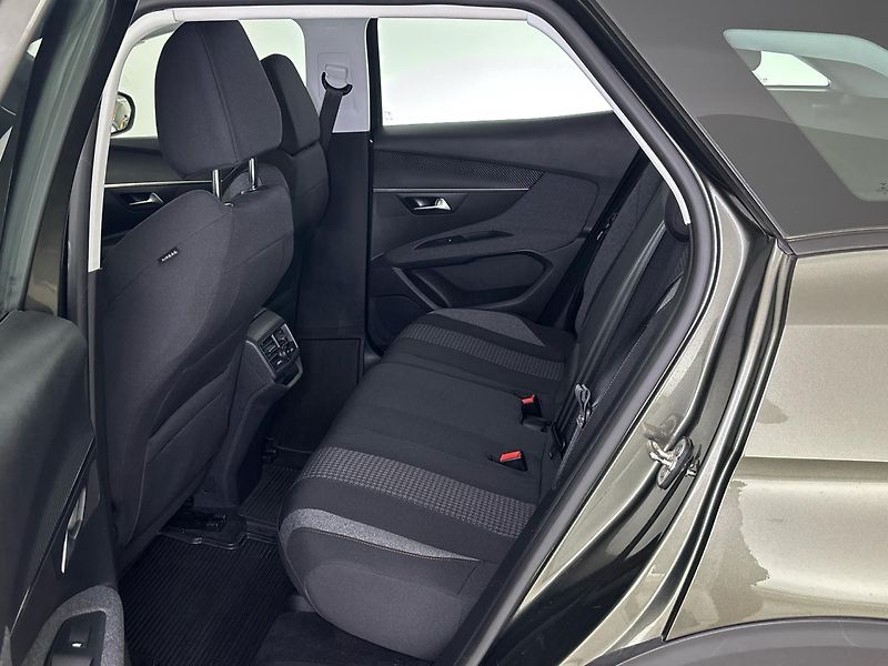 Peugeot 3008 Active - fotka 8 z 27