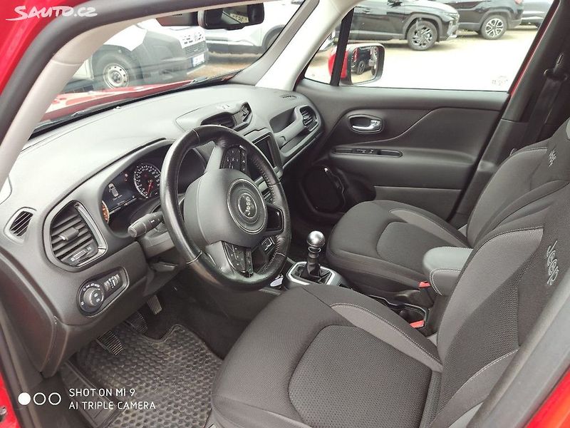 Jeep Renegade (2023) 1,0 - fotka 6 z 15