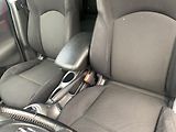 Nissan Juke (2010) 1.6i, AC, tempo - náhled 9