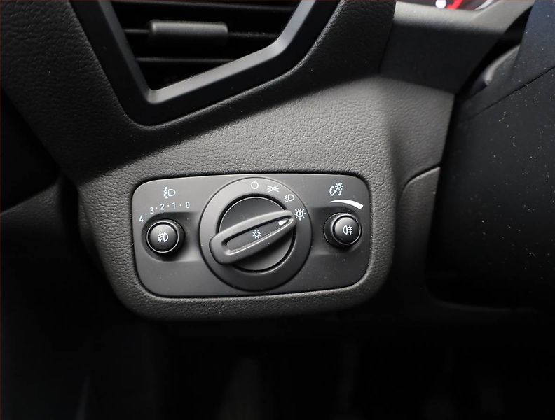Ford Kuga (2019) Titanium 1.5 EcoBoost - fotka 14 z 17
