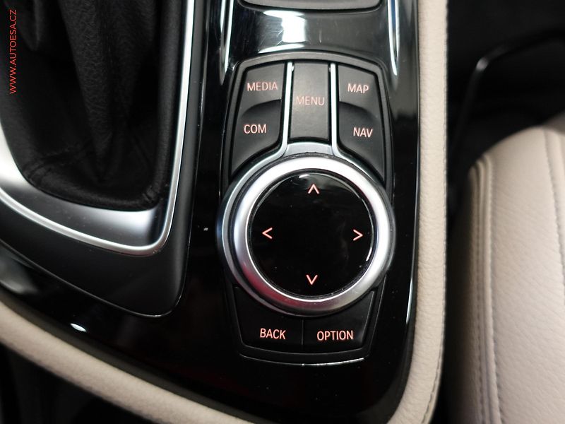 BMW Řada 2 (2017) 2.0d 220d xDrive, AT, navi - fotka 21 z 22