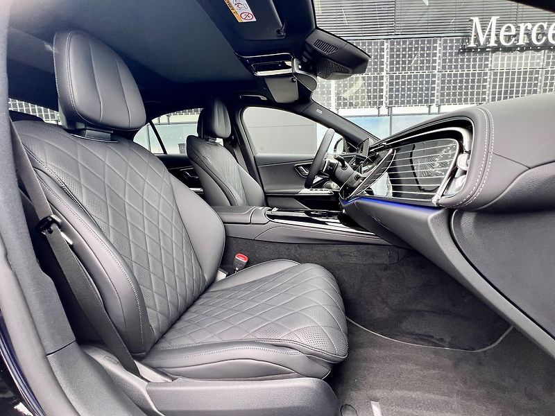 Mercedes-Benz Třídy E (2025) 450 d 4MATIC Linie AMG - fotka 13 z 31