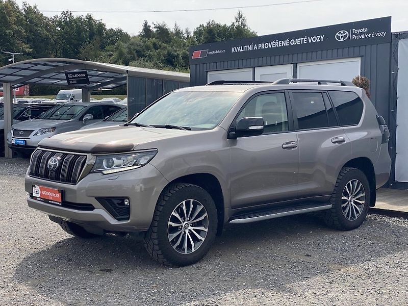Toyota Land Cruiser 2.8D, ČR, Executive VIP, DPH - fotka 4 z 24
