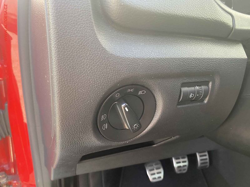 Škoda Fabia (2014) 1.2 TSi, Monte Carlo - fotka 15 z 17
