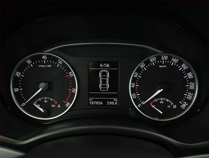 Škoda Octavia (2012) 1.2 TSI, Serv.kniha, Tempomat - fotka 9 z 17