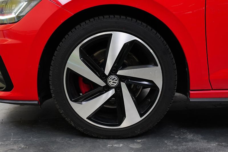 Volkswagen Polo - fotka 10 z 27
